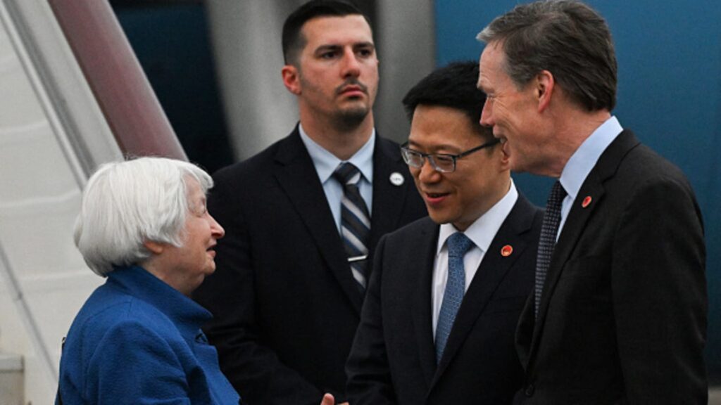 Yellen Begins Her Meetings In China With Concerns About Excess